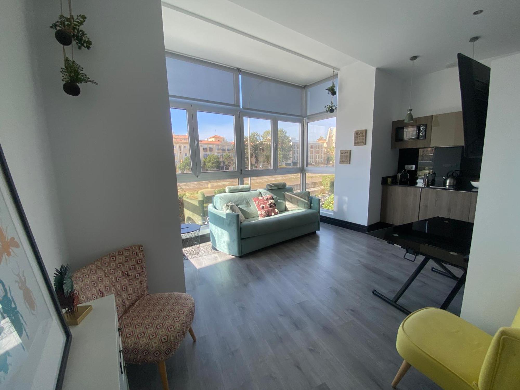 Apartamentos Avenue Rooms Málaga Exterior foto